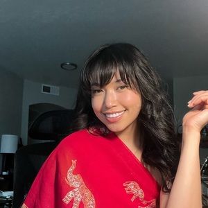 Meet your Posher, Topacio